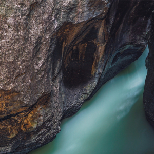 Image showing a small river through mountains
